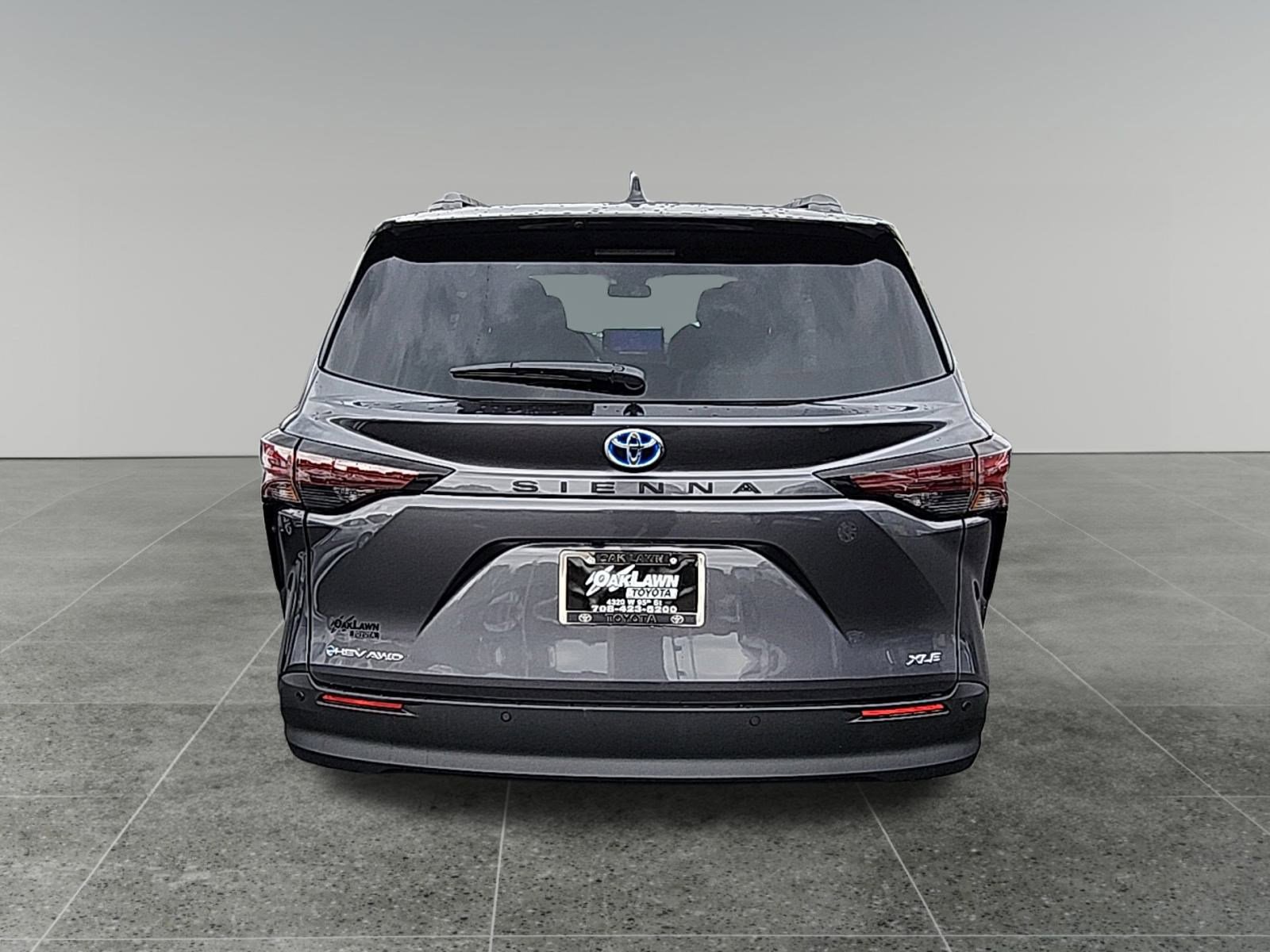 New 2025 Toyota Sienna XLE image 6