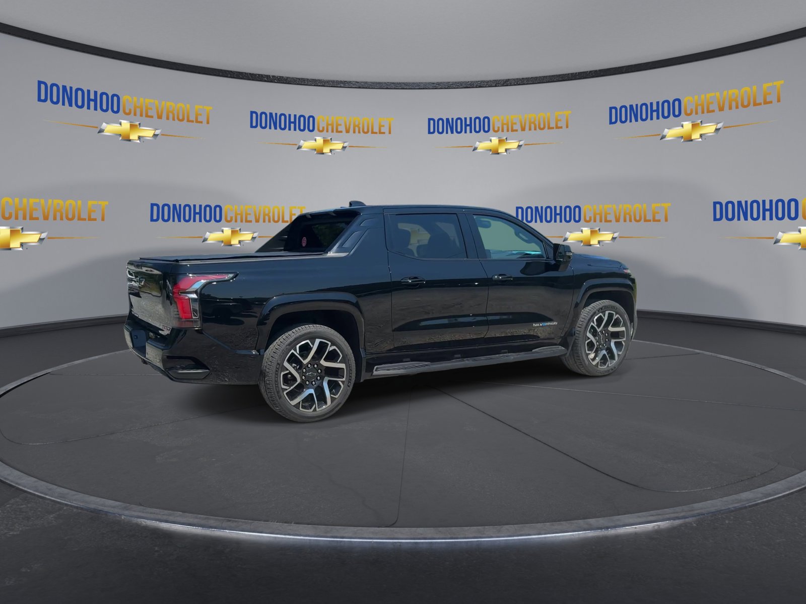 New 2024 Chevrolet Silverado EV RST image 8