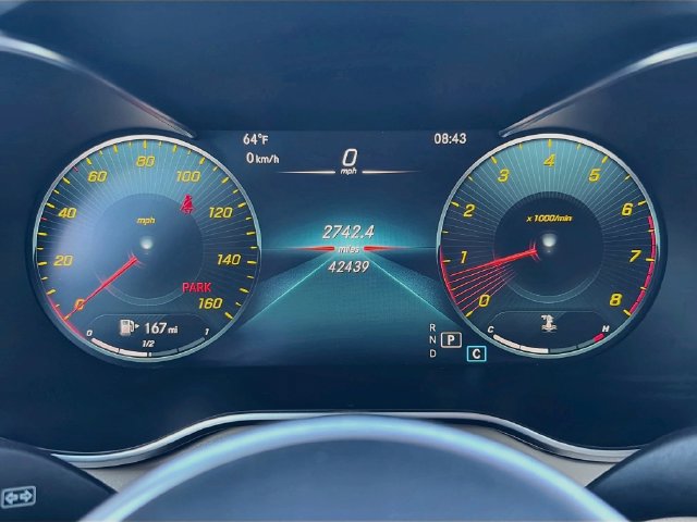 Used 2022 Mercedes-Benz GLC 300 4MATIC image 11