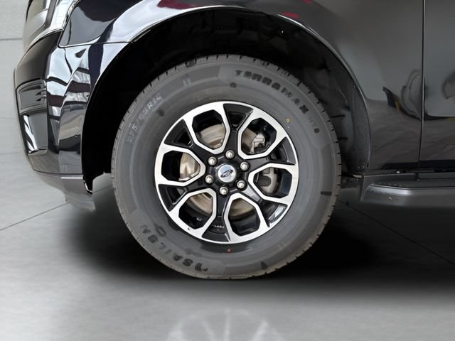 Used 2024 Ford Expedition XLT AWD/4WD image 6