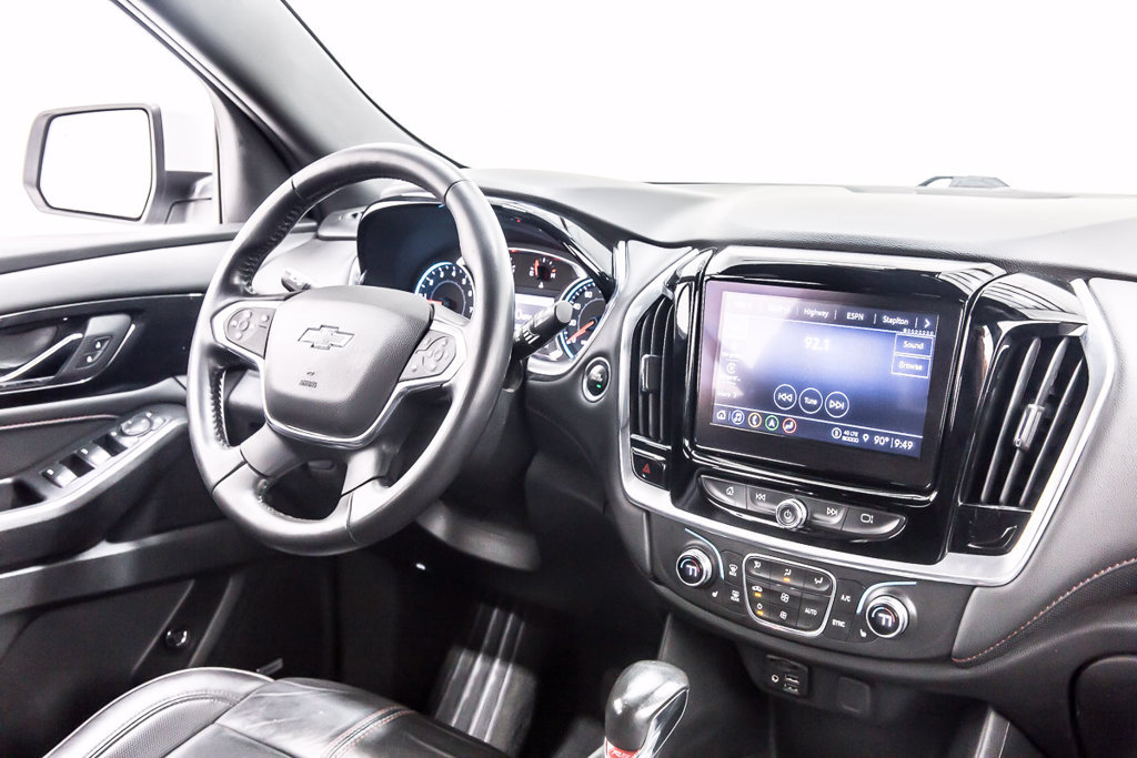 Used 2022 Chevrolet Traverse RS FWD image 20