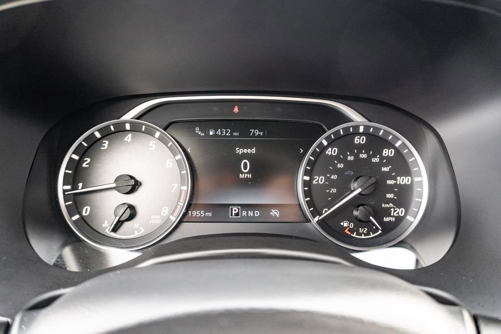 Used 2025 Nissan Frontier SV RWD image 22