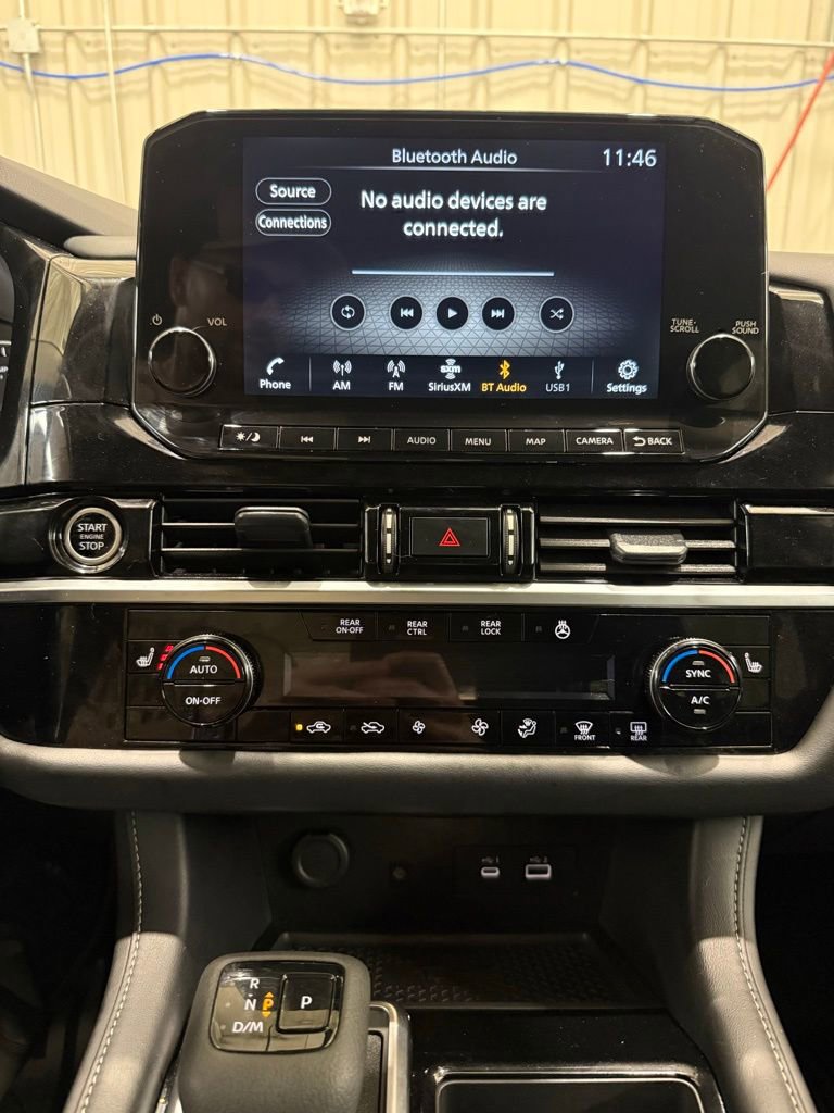 Used 2023 Nissan Pathfinder SL w/ Lighting Package (N92) FWD image 11