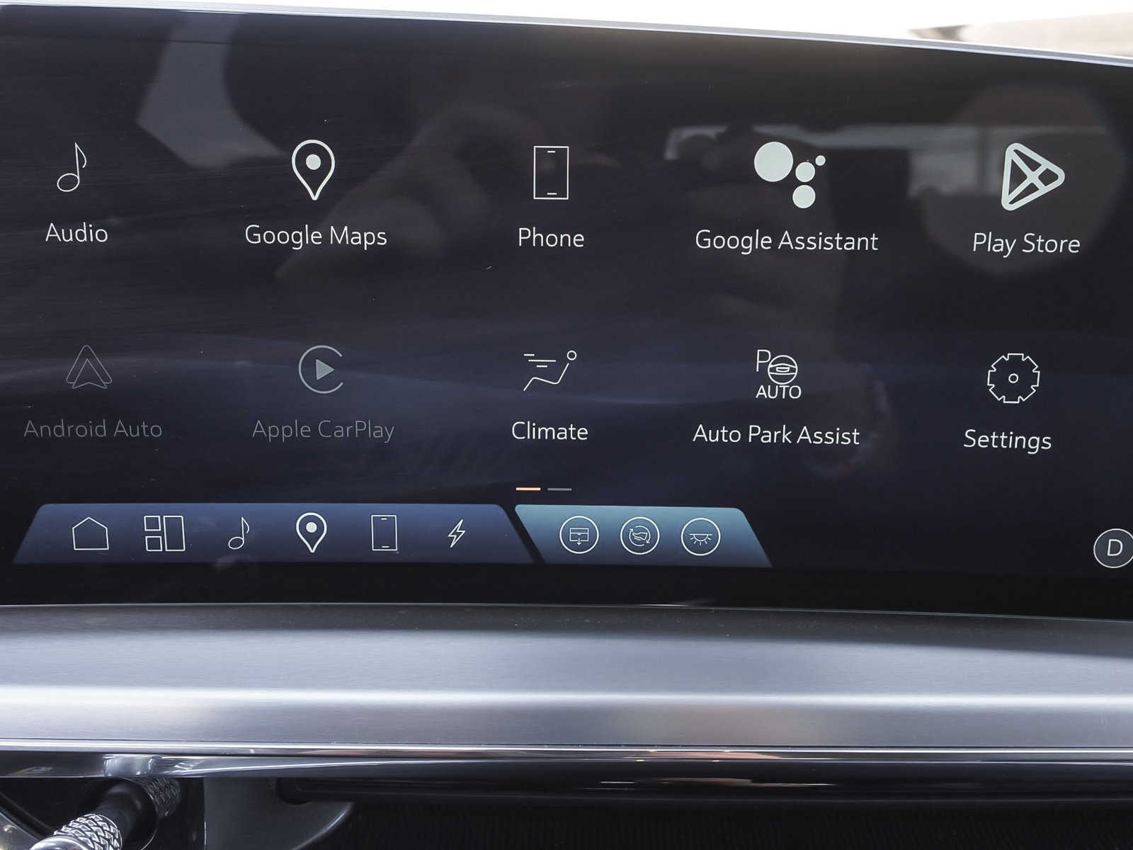 Used 2023 Cadillac Lyriq AWD image 28