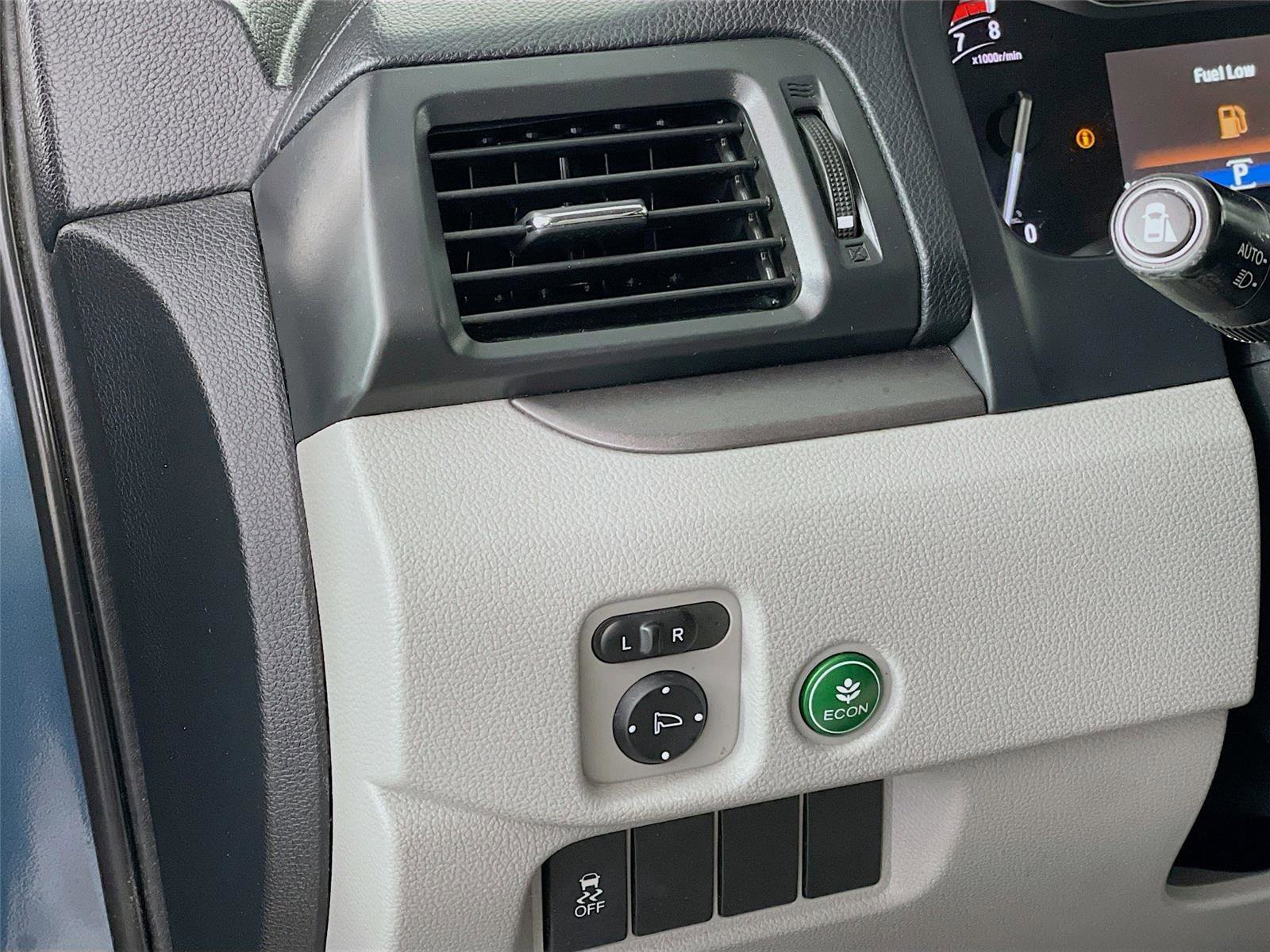 Used 2017 Honda Pilot EX image 15