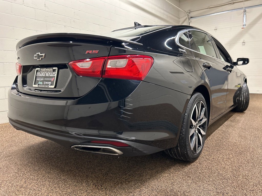 Used 2022 Chevrolet Malibu RS image 2
