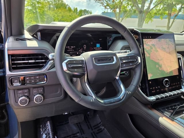 Used 2026 GMC Yukon Denali AWD/4WD image 10