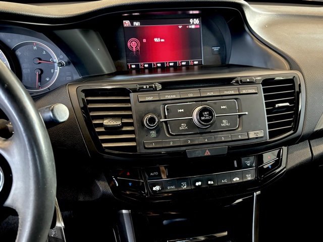Used 2017 Honda Accord Sport image 21