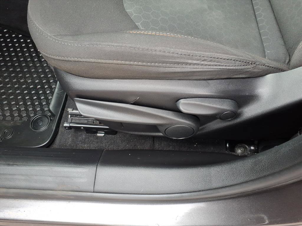 Used 2021 Jeep Compass Sport w/ Cold Weather Group image 14