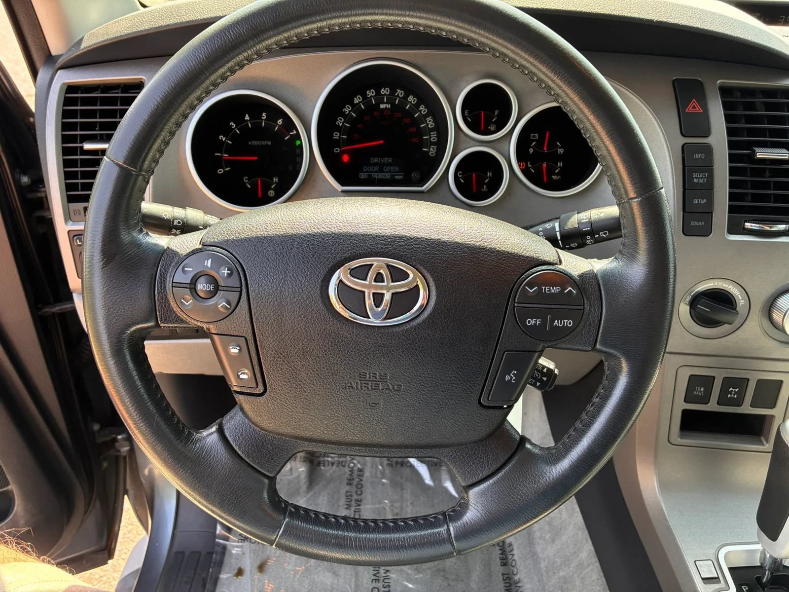 Used 2010 Toyota Sequoia Limited AWD/4WD image 16
