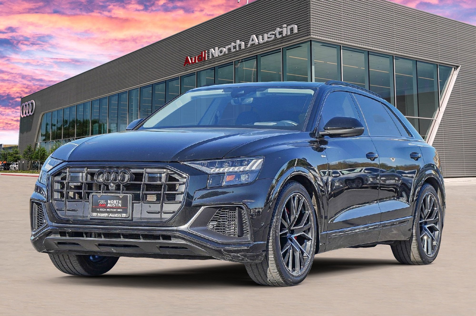 Used 2023 Audi Q8 Prestige w/ Prestige Package image 6
