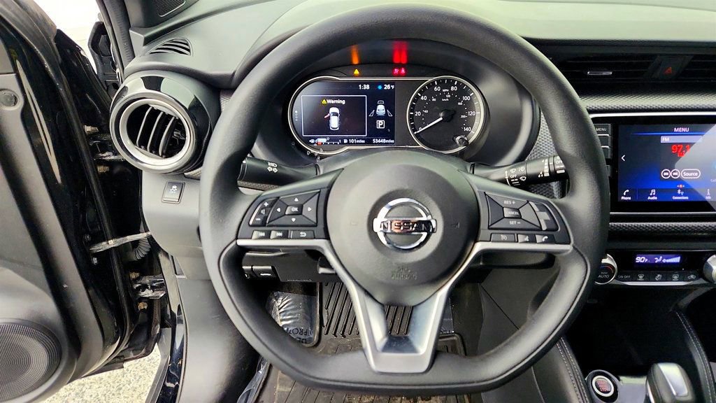 Used 2019 Nissan Kicks SV image 13