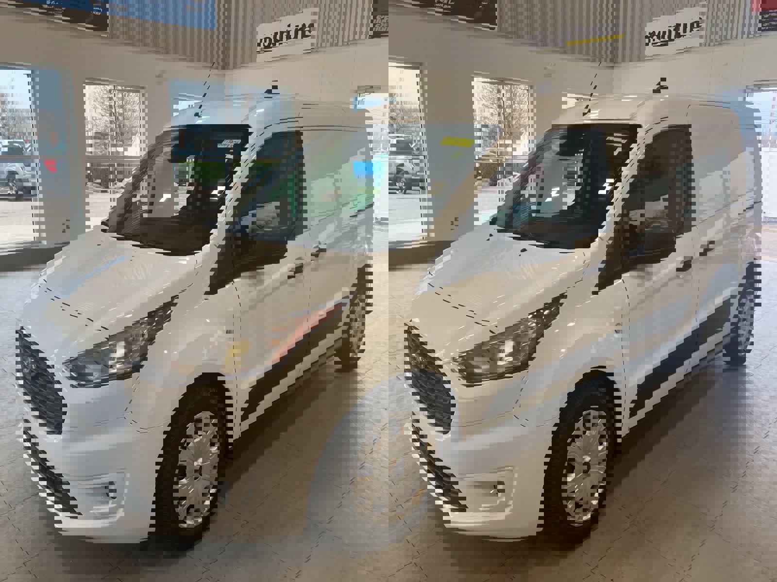 Used 2019 Ford Transit Connect XLT image 1