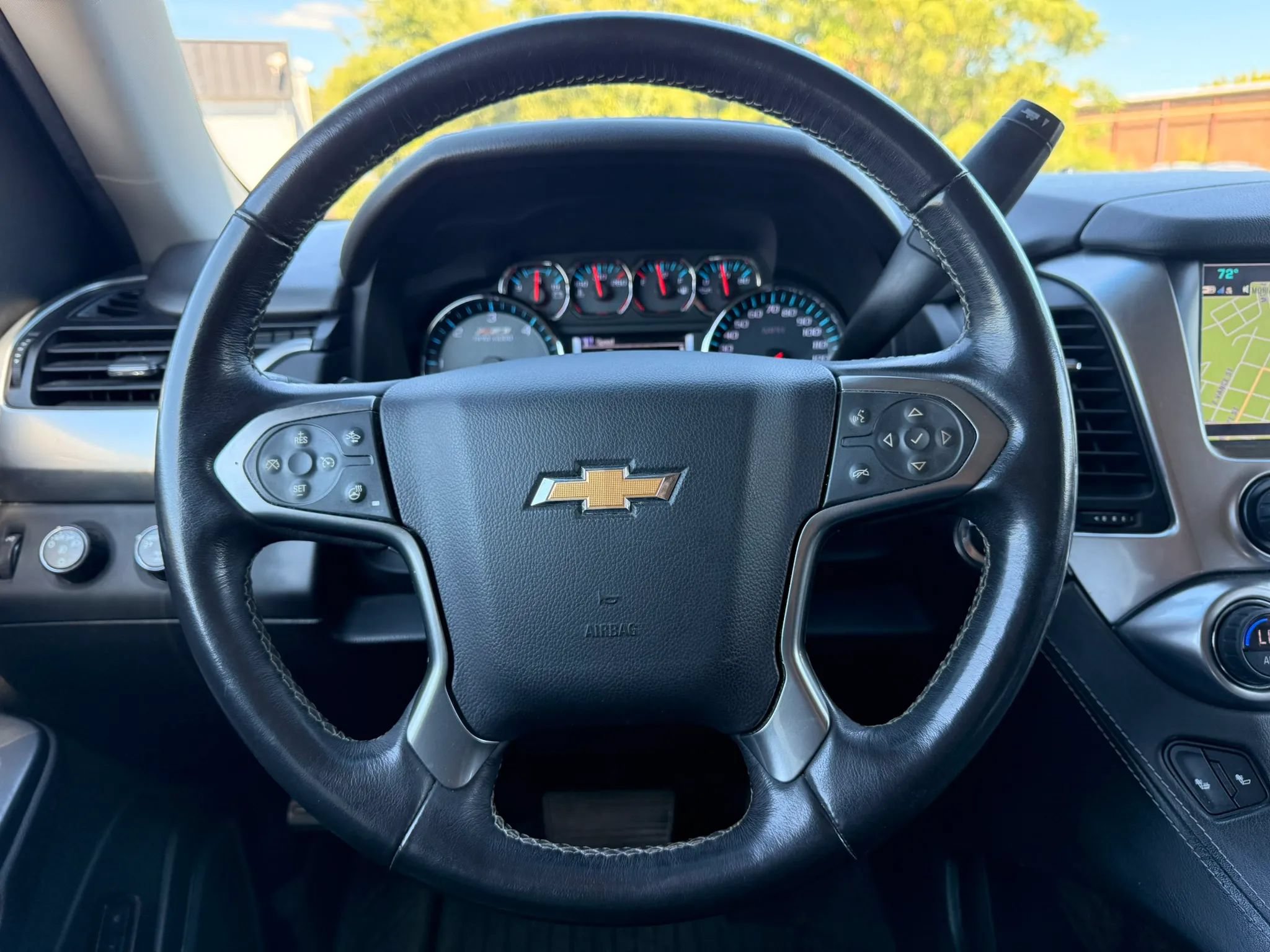 Used 2020 Chevrolet Suburban LT AWD/4WD image 25
