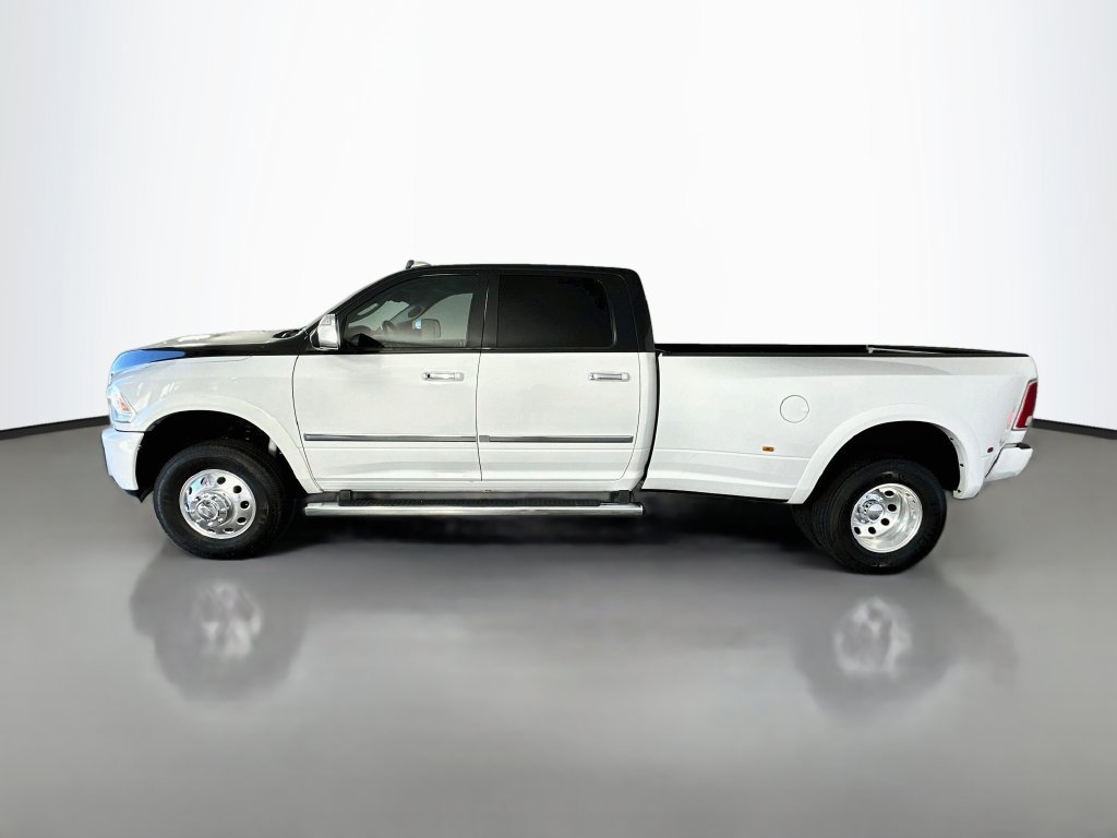 Used 2016 RAM 3500 Laramie w/ Convenience Group AWD/4WD image 4