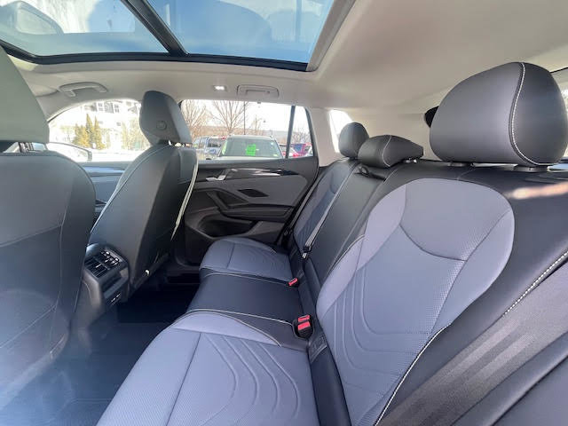 New 2026 Volkswagen Tiguan SE AWD/4WD image 9