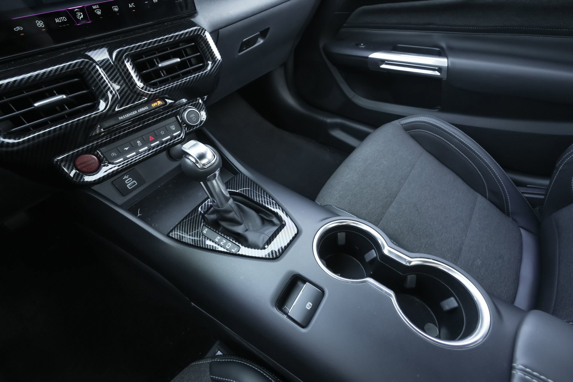 Used 2024 Ford Mustang EcoBoost image 21