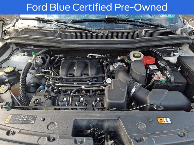 Used 2018 Ford Explorer XLT w/ Equipment Group 202A AWD/4WD image 34