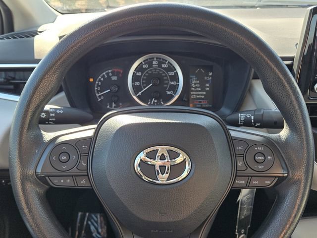Used 2022 Toyota Corolla LE image 24