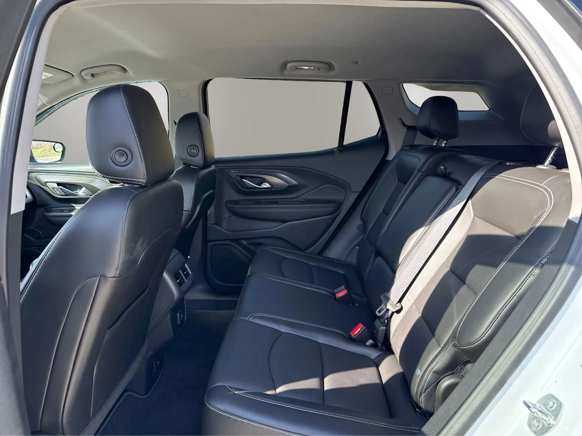 Used 2022 GMC Terrain SLT image 10