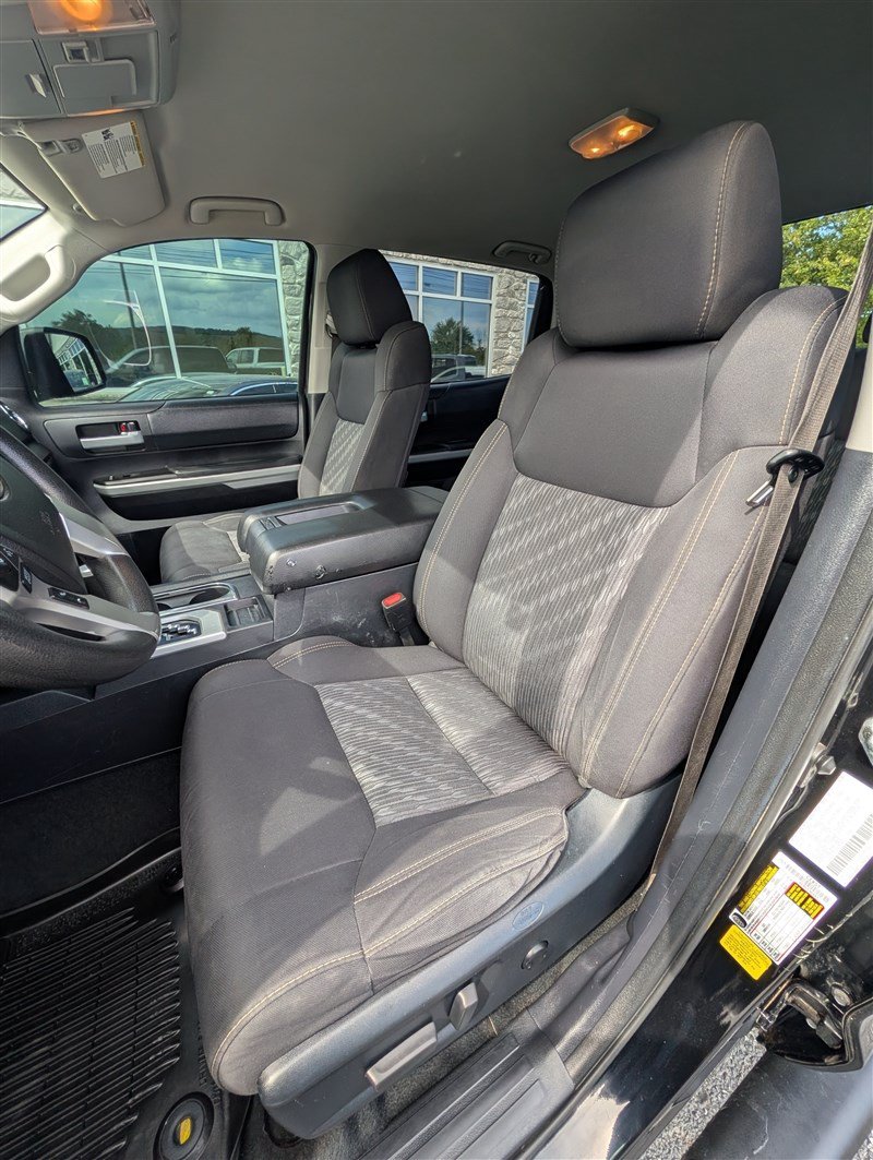 Used 2021 Toyota Tundra SR5 w/ Trail Edition AWD/4WD image 17