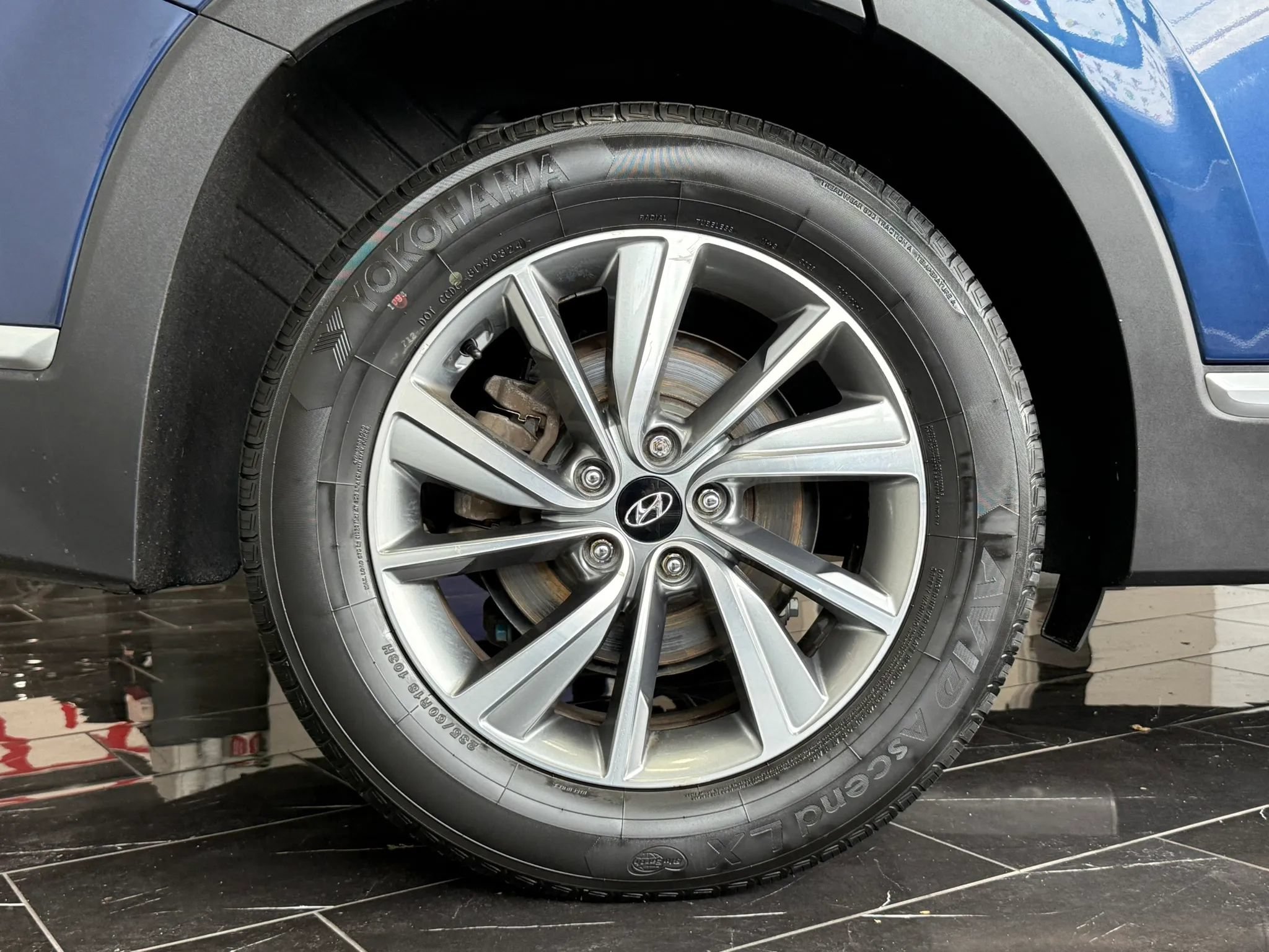 Used 2019 Hyundai Santa Fe AWD w/ Cargo Package image 36