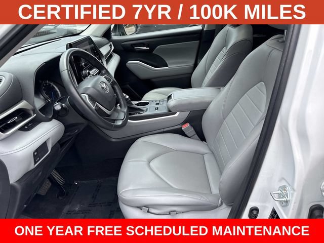 Used 2023 Toyota Highlander XLE FWD image 14