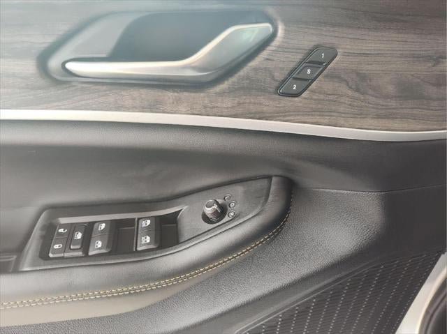 New 2026 Jeep Grand Cherokee L Limited AWD/4WD image 40