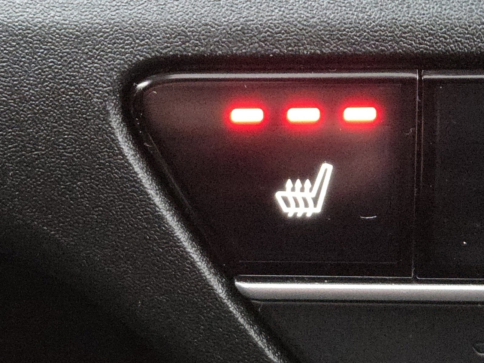 Used 2024 Honda CR-V EX image 6