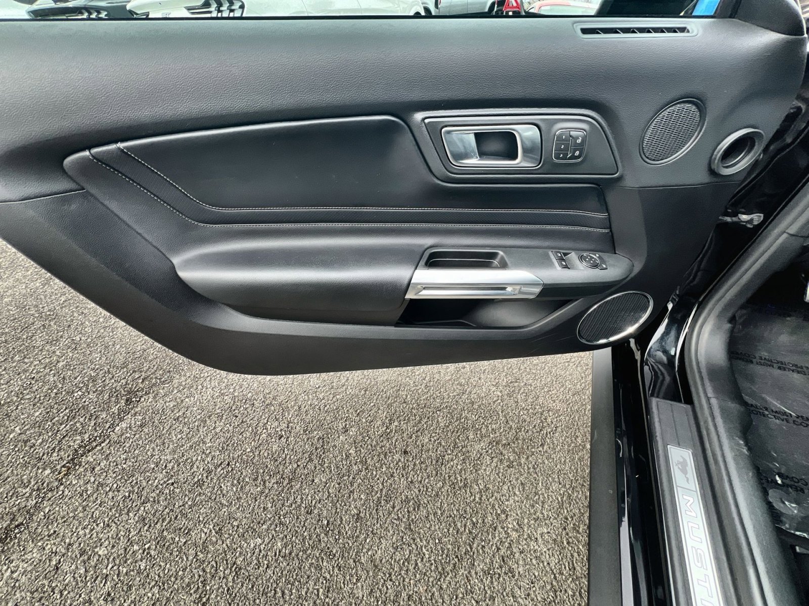 Used 2021 Ford Mustang GT Premium w/ Equipment Group 401A image 15