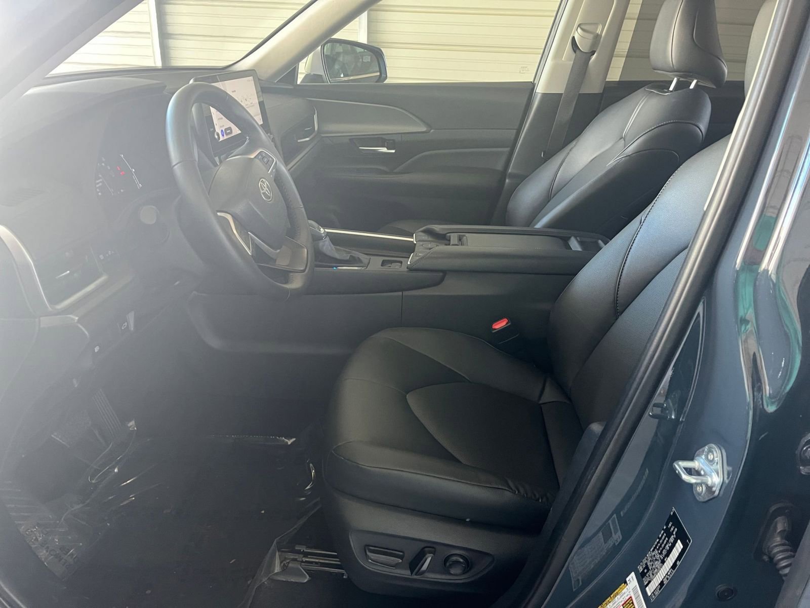 Used 2025 Toyota Grand Highlander FWD image 22