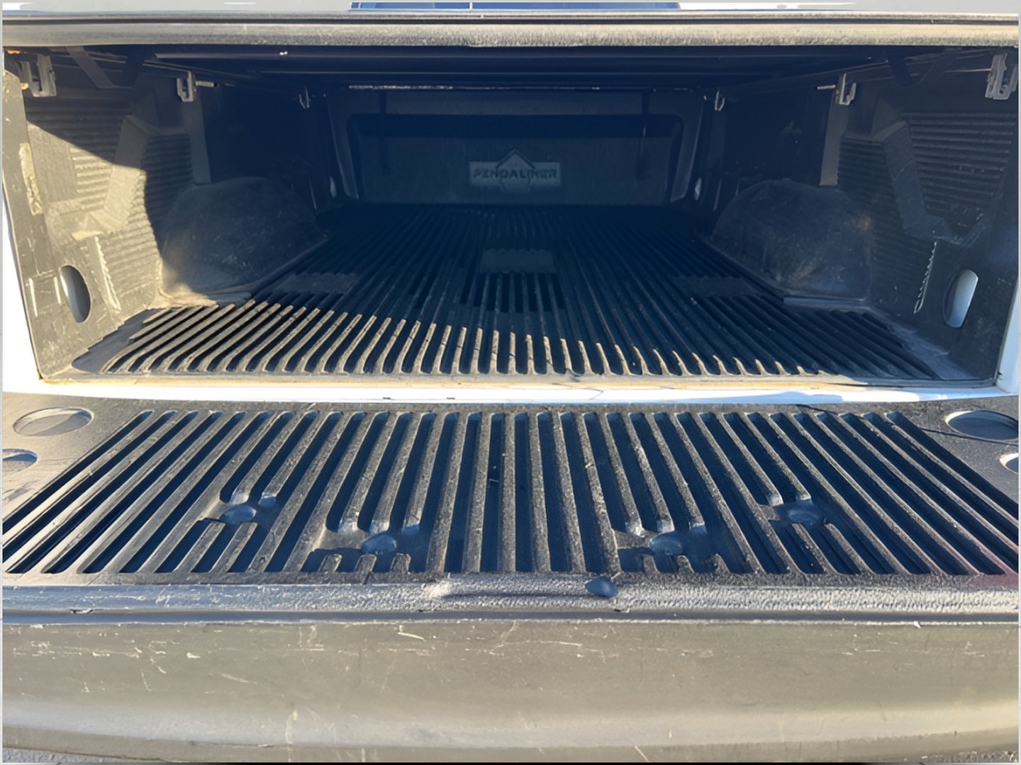 Used 2014 RAM 3500 SLT w/ Protection Group image 32