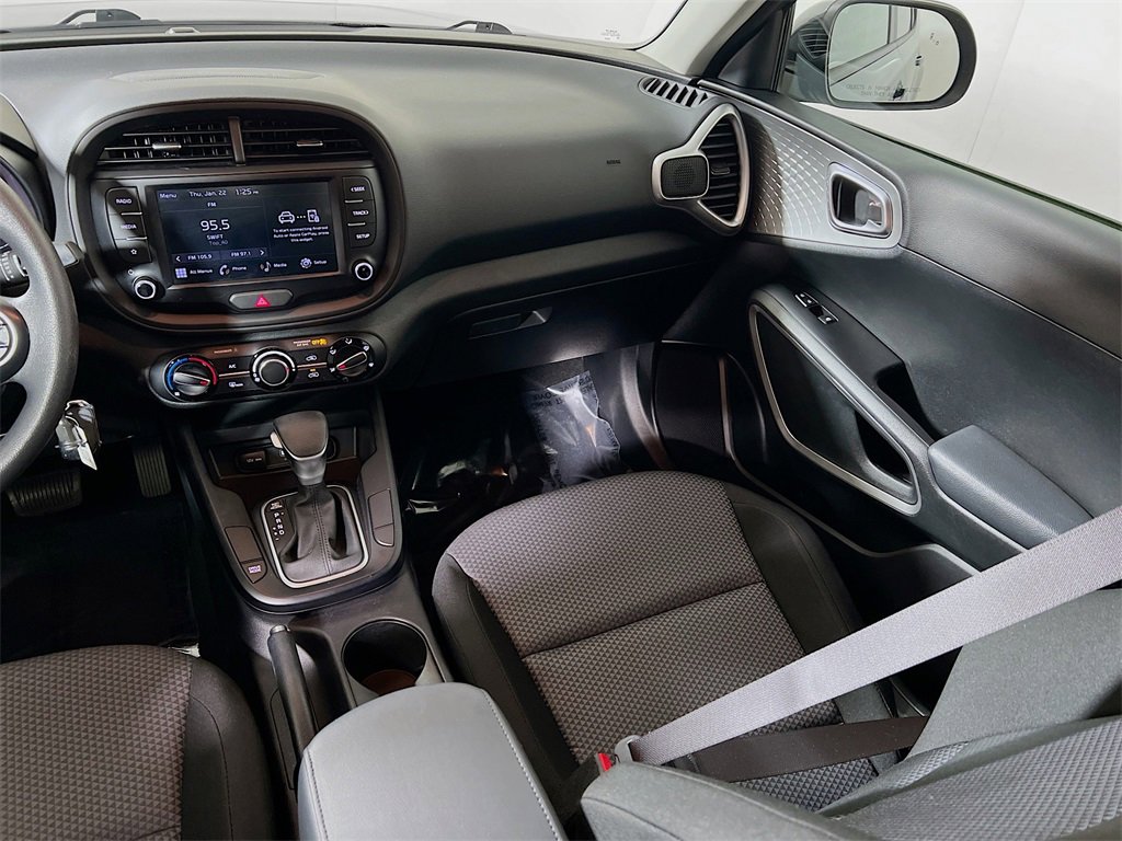 Used 2023 Kia Soul LX w/ LX Technology Package image 21