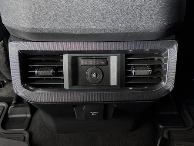 Used 2025 Ford F250 Platinum w/ FX4 Off-Road Package image 27