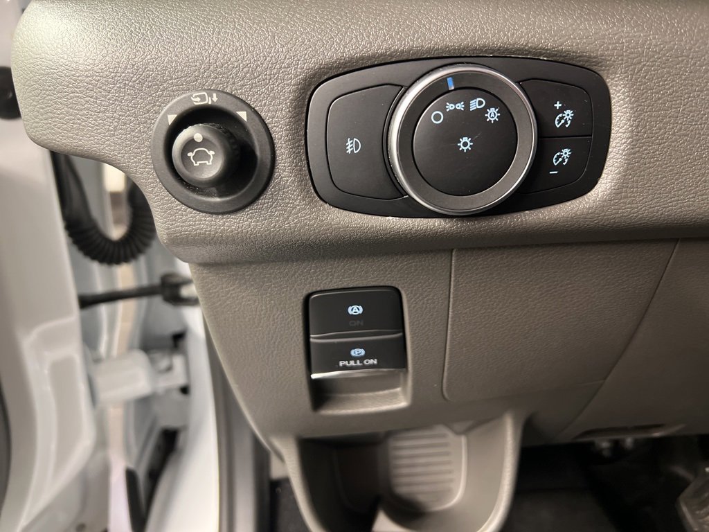 Used 2025 Ford Transit 350 XLT image 21