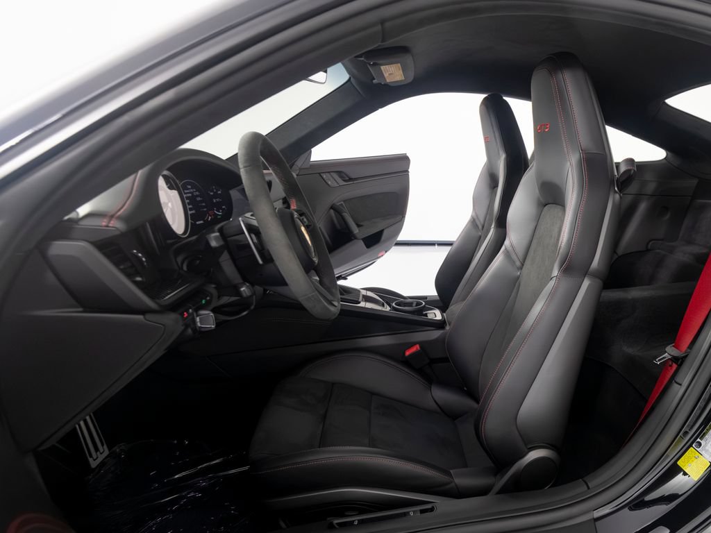 Used 2022 Porsche 911 GT3 RWD image 12