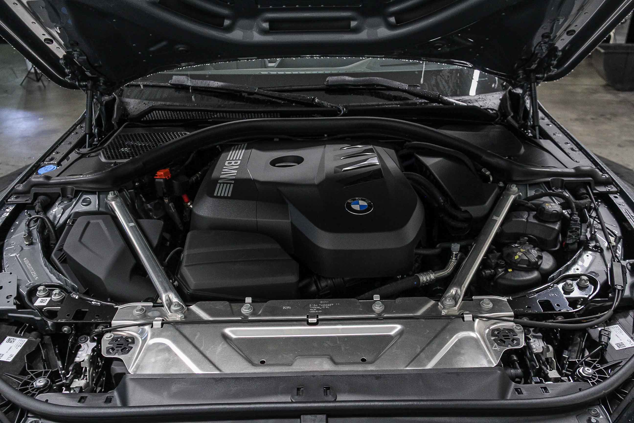 Used 2025 BMW 430i Convertible w/ Premium Package image 32