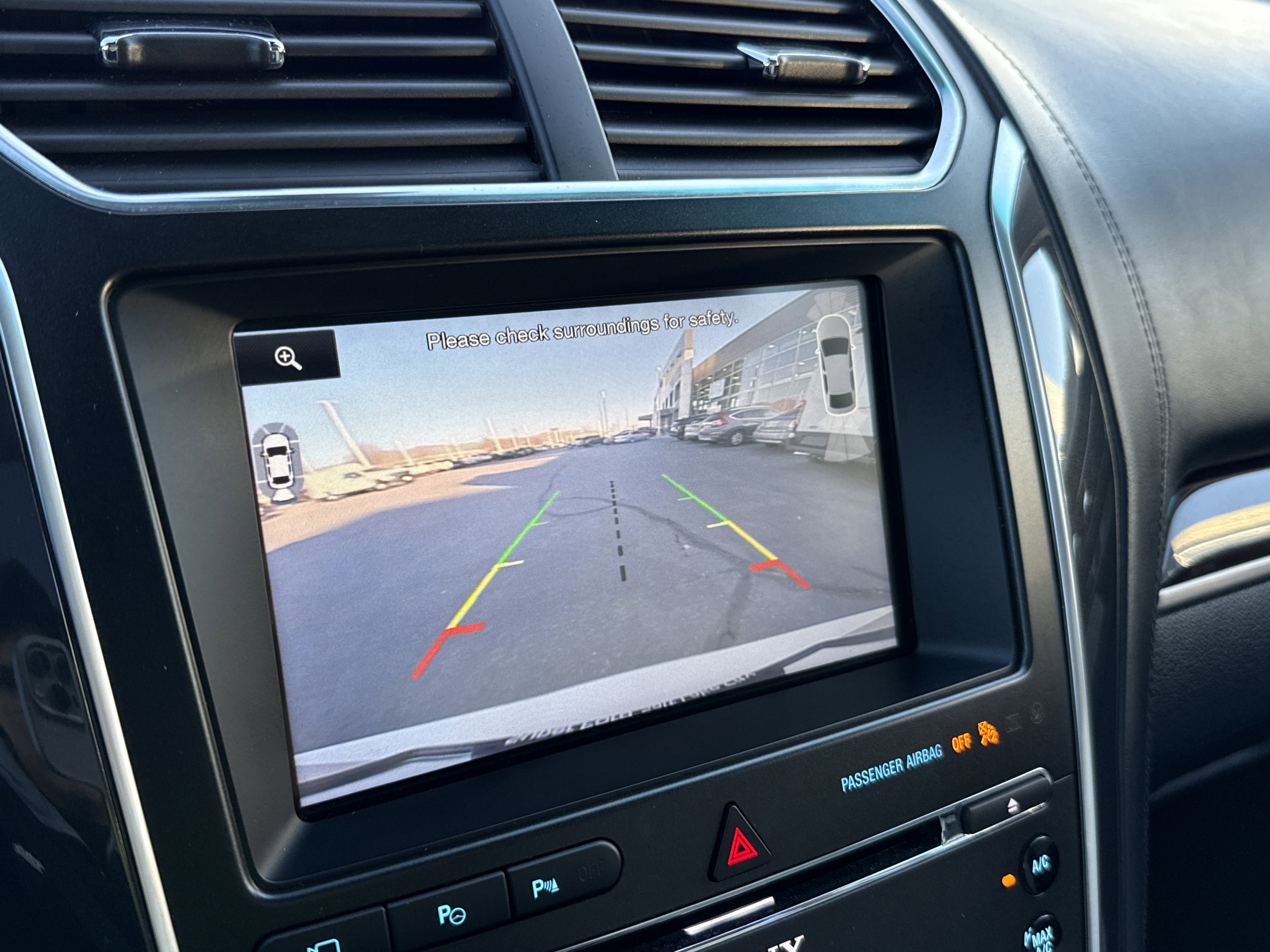 Used 2016 Ford Explorer Platinum image 23