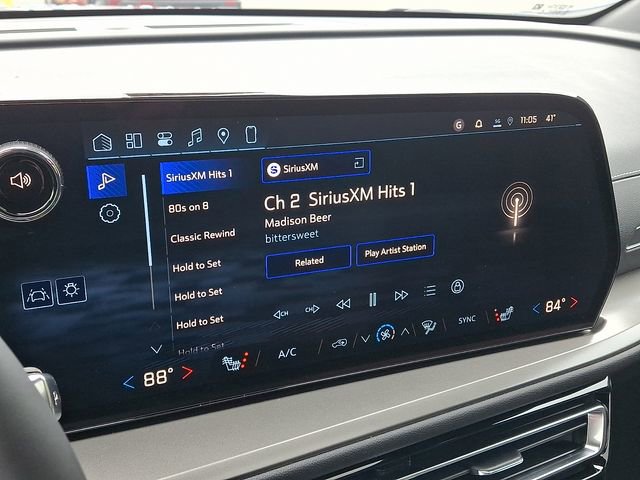 New 2026 Chevrolet Traverse LT w/ Sun and Wheel Package image 14