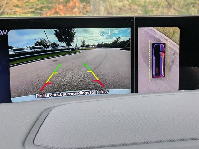 New 2025 Lincoln Navigator Reserve w/ Jet Appearance Package AWD/4WD image 15