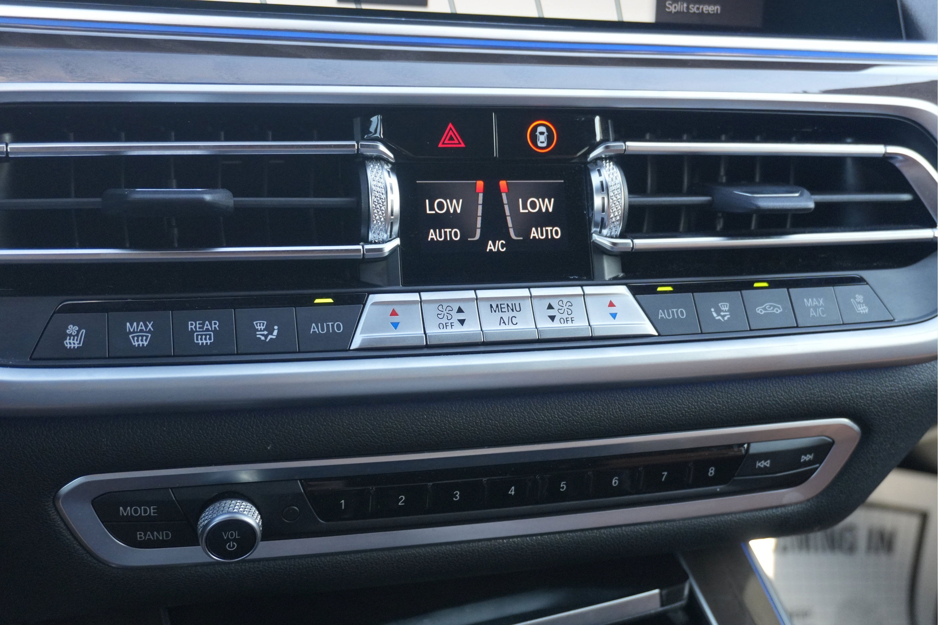 Used 2021 BMW X5 xDrive40i w/ M Sport Package AWD/4WD image 40