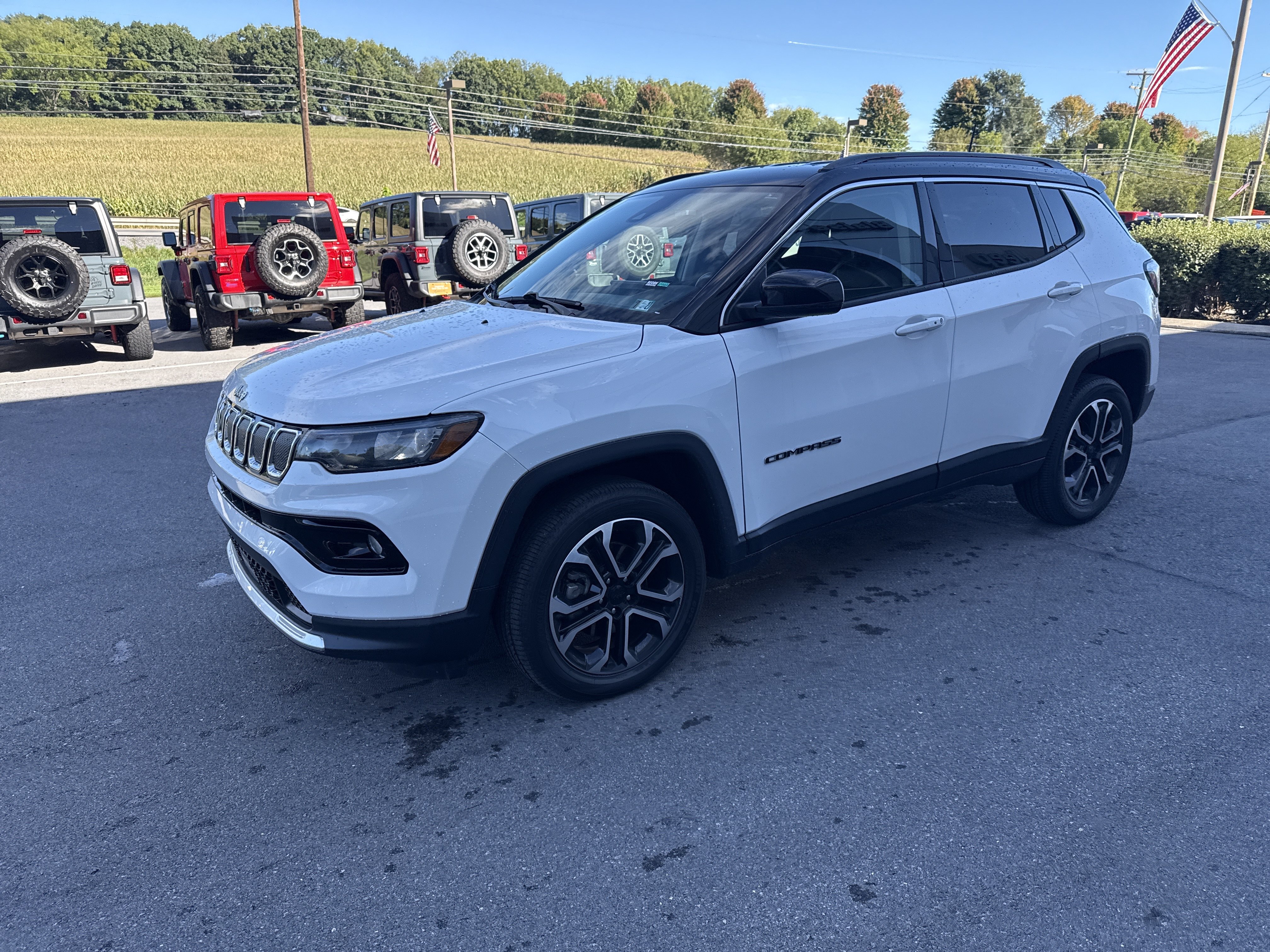 Used 2022 Jeep Compass Limited AWD/4WD image 8