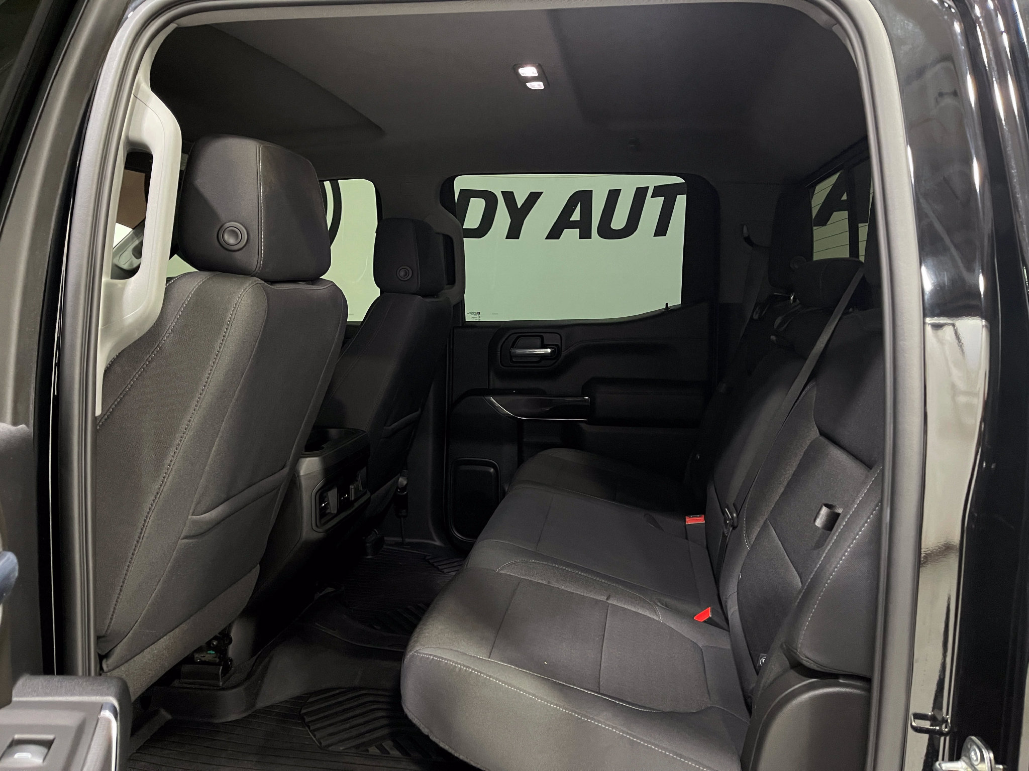 Used 2021 Chevrolet Silverado 1500 LT Trail Boss w/ Convenience Package II AWD/4WD image 28