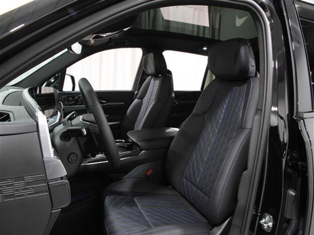 New 2025 Cadillac Escalade IQ Luxury 1 AWD/4WD image 5