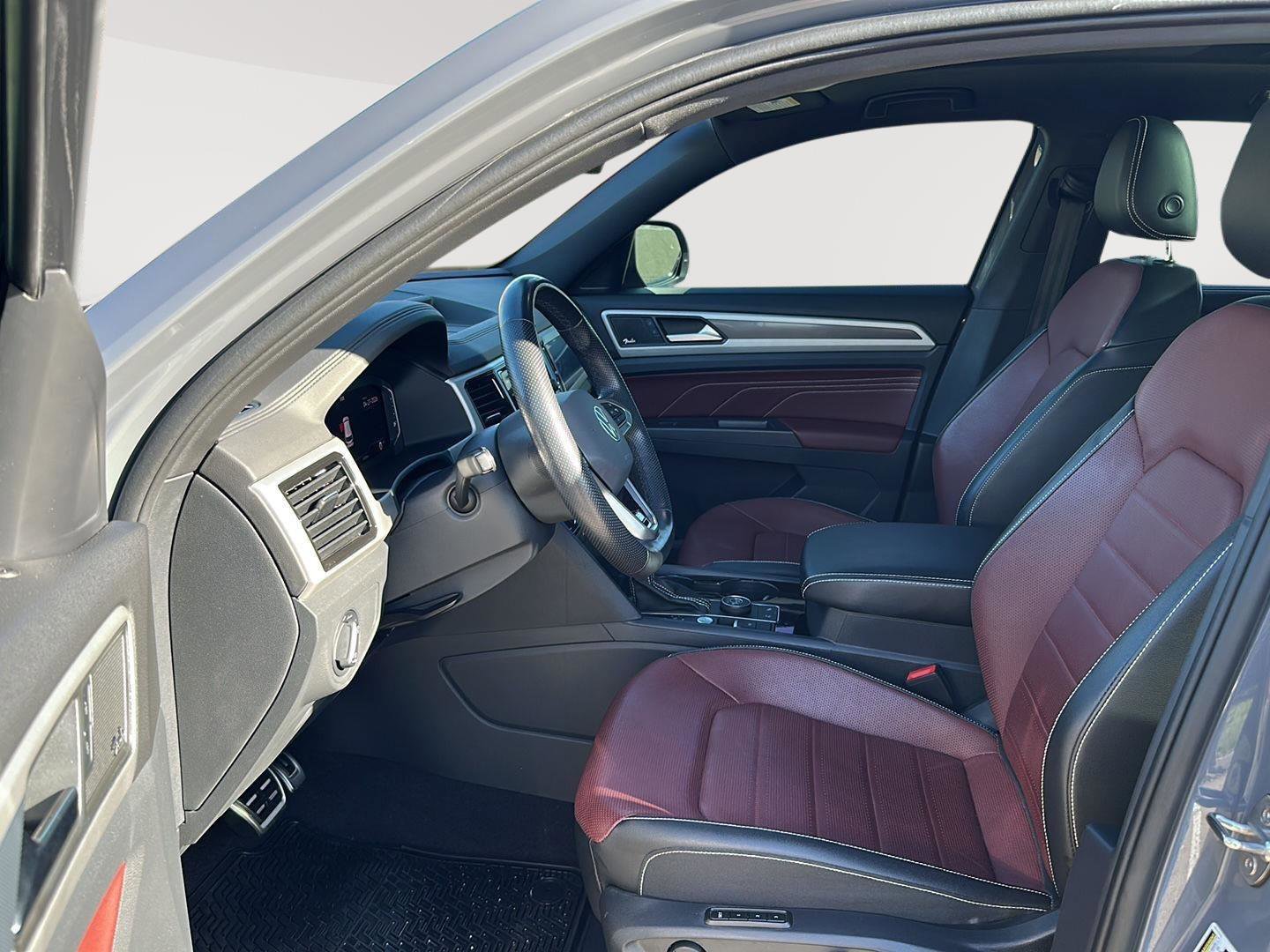 Used 2022 Volkswagen Atlas Cross Sport SEL Premium R-Line AWD/4WD image 13