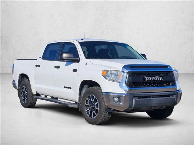 Used 2015 Toyota Tundra SR5 w/ SR5 Upgrade Package AWD/4WD video 3