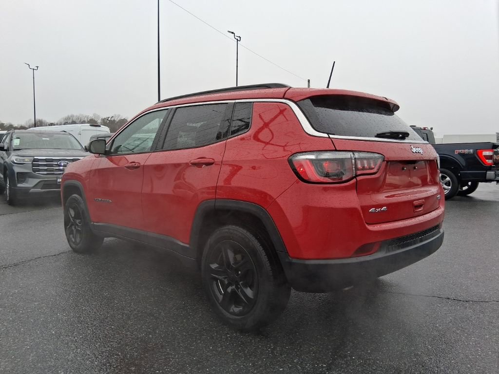 Used 2024 Jeep Compass Latitude image 7