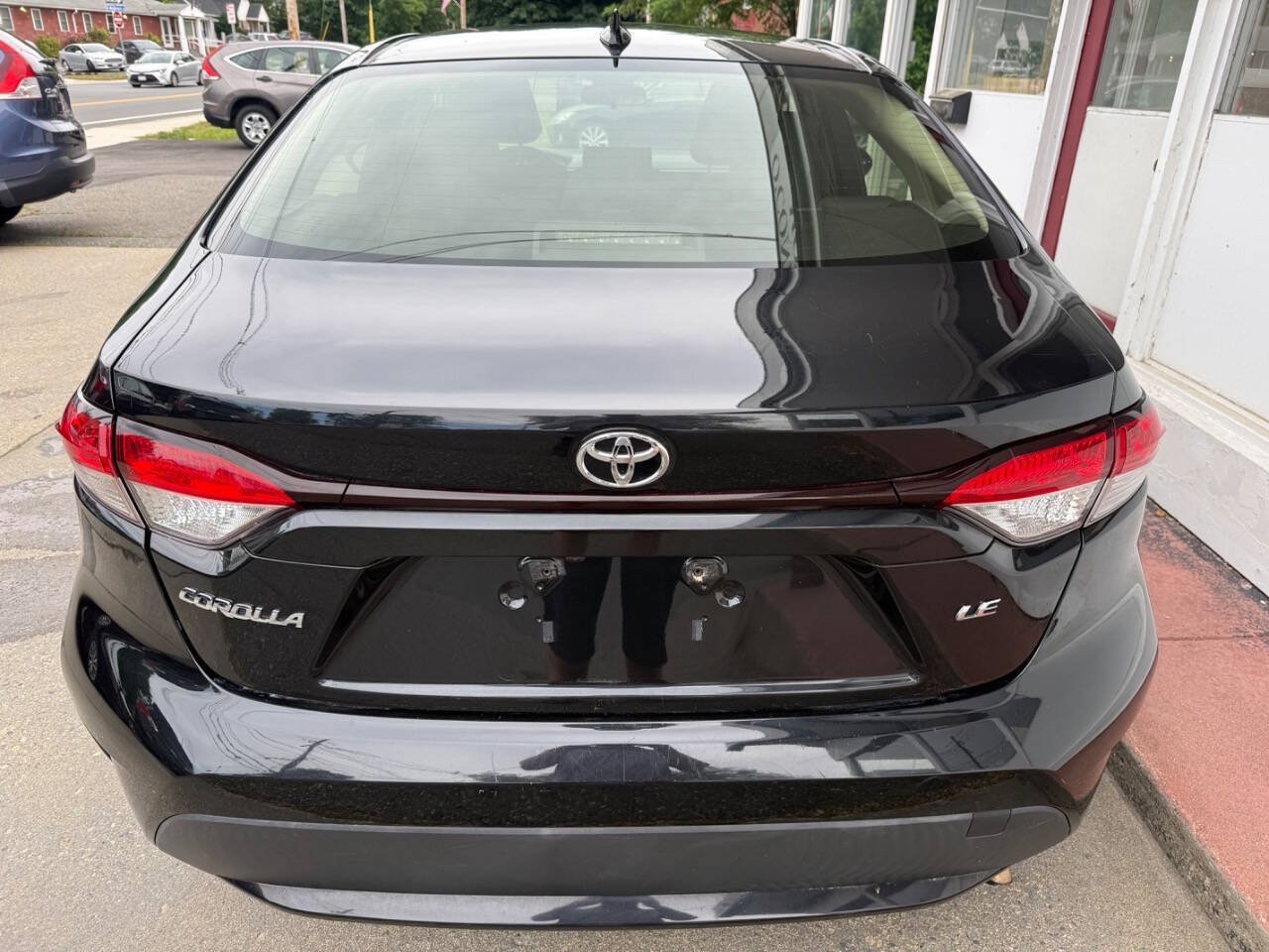 Used 2020 Toyota Corolla LE FWD image 6