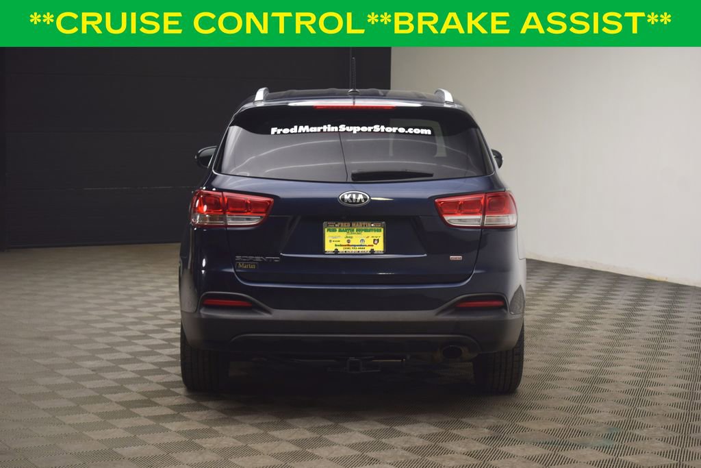 Used 2016 Kia Sorento LX image 7