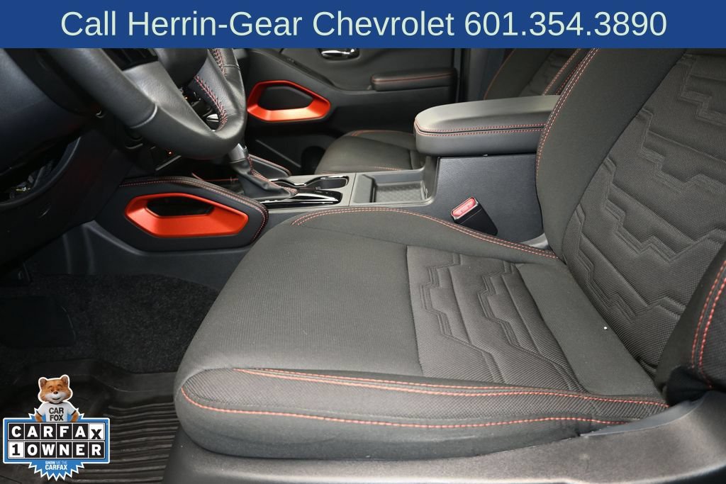 Used 2024 Nissan Frontier PRO-4X w/ Technology Package AWD/4WD image 13